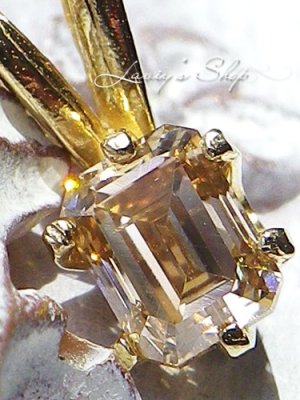 画像6:  K14/エメラルドカットダイヤモンドのペンダントトップ