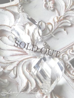 画像4:  ステップカット水晶の１粒ピアス