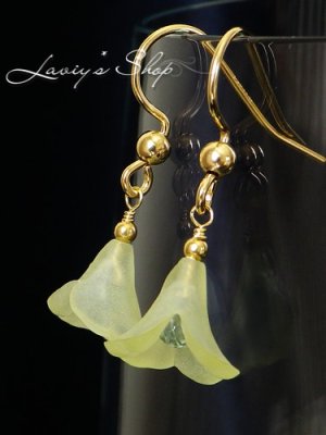 画像6: 非加熱サファイアとヴィンテージフラワーのピアス(一輪)