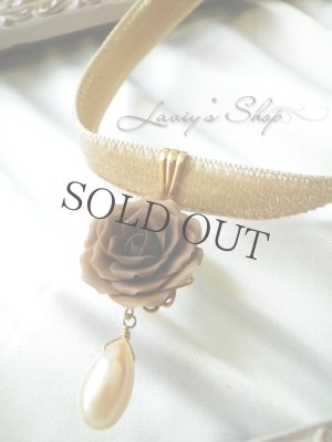 画像3: クラシカルローズと上質パールのベロアリボンチョーカー