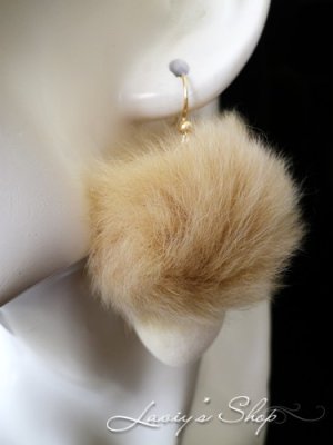 画像10: ラビットファーとベロアチャームのピアス