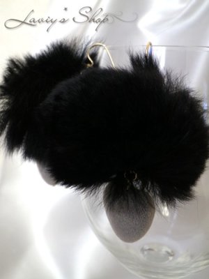 画像7: ラビットファーとベロアチャームのピアス