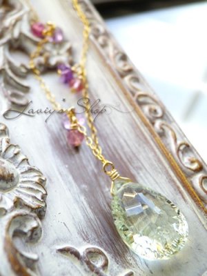 画像3: コンケイヴカットグリーンアメジストとパステルGemのネックレス(2)