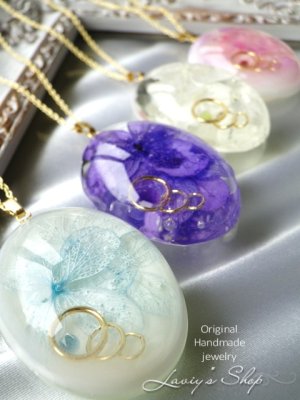 画像1: Real flower accessory*紫陽花と天然石モチーフのネックレス