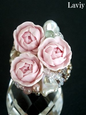 画像1: 芥子パールとカップ咲きの薔薇リング