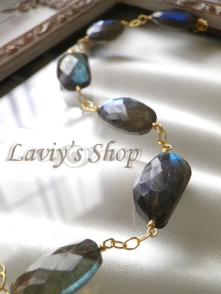 画像4: ラフカットラブラドライトのボリュームブレスレット (4)