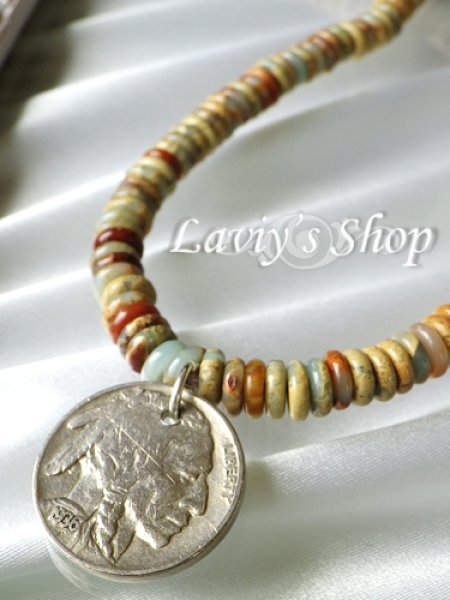 画像2: インプレッションストーンとアンティークメダルのワックスコードネックレス (2)