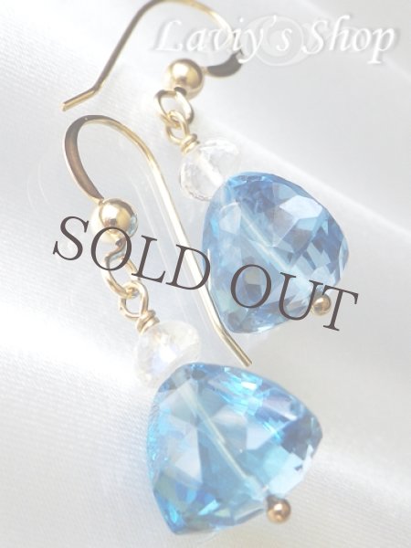 画像2: ロンドンブルートパーズとブルームーンのデザインピアス (2)