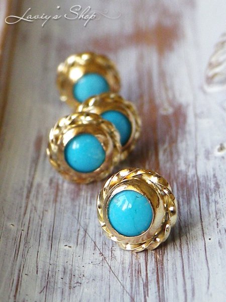 画像3: スリーピングビューティーターコイズのスタッドピアス (3)